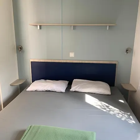 营地 Location Mobilhome *